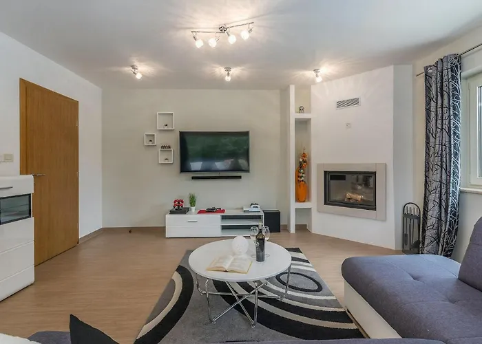 Holiday home Viki